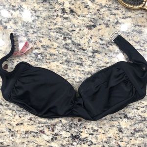 Victoria’s Secret bikini top black small